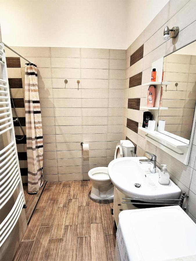 Orangehomes Kalvin Sq 2 Bedroom Apartment 부다페스트 외부 사진