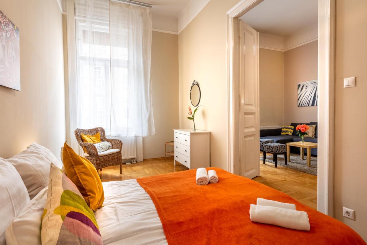 Orangehomes Kalvin Sq 2 Bedroom Apartment 부다페스트 외부 사진