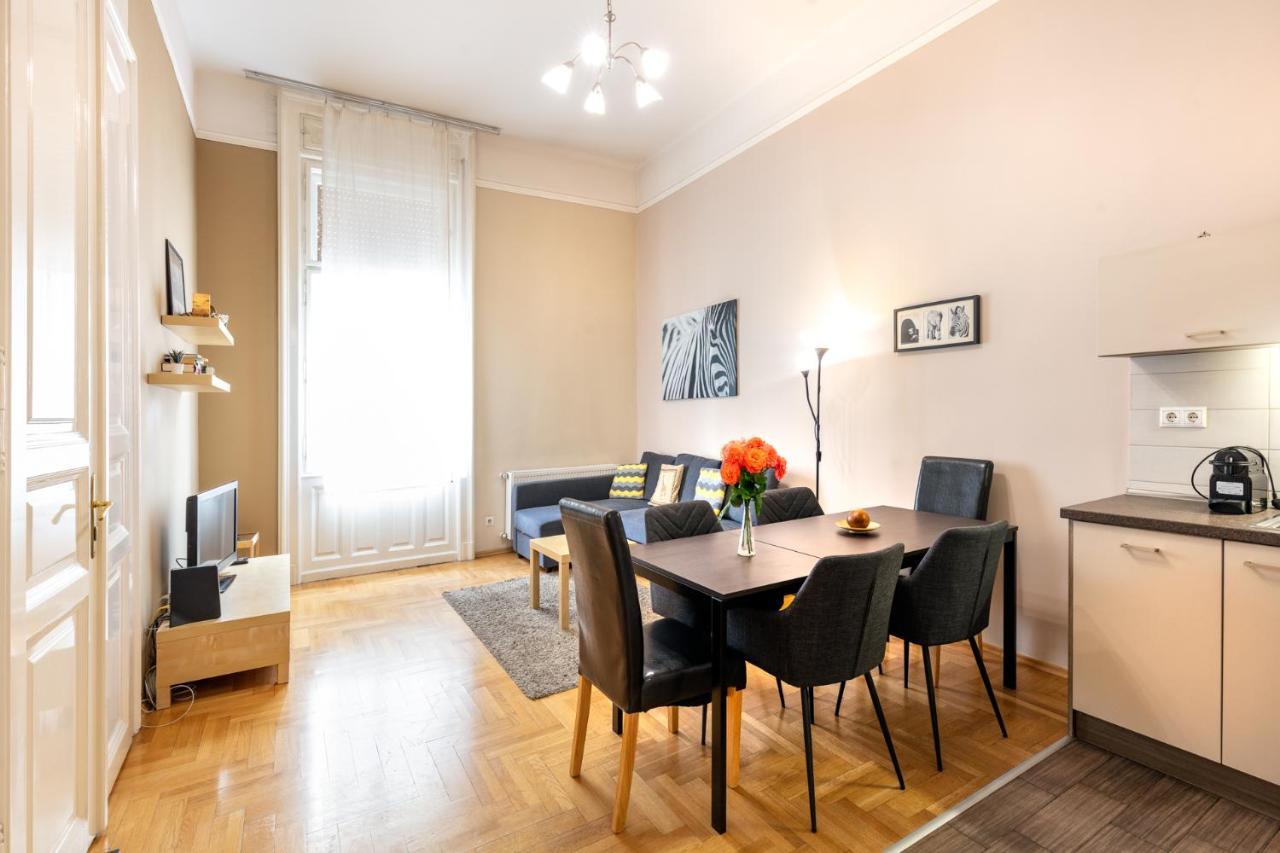 Orangehomes Kalvin Sq 2 Bedroom Apartment 부다페스트 외부 사진